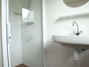Ferienhaus | Badezimmer | Dusche
