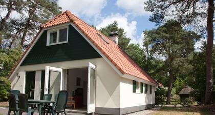 Cozy Villa with Dishwasher near National Park