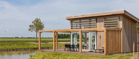 Bungalow | Exterior