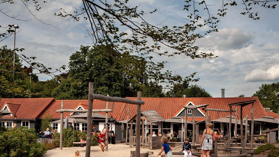 Bungalow With a Terrace at Bedafse Bergen