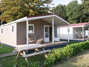 Bungalow | Exterior - Bungalow With a Terrace at Bedafse Bergen (Uden)