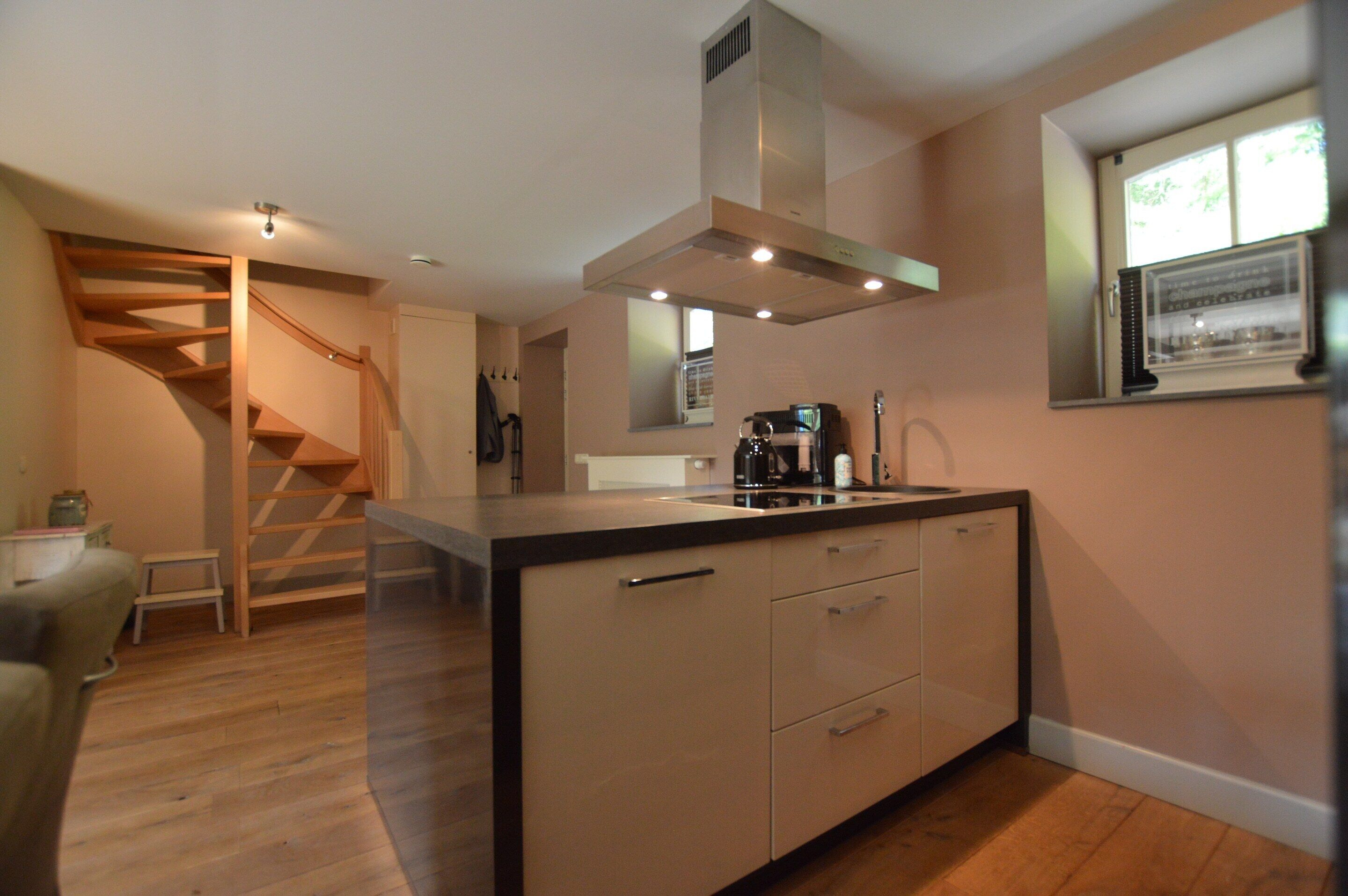 House | Private kitchen | Microwave, dishwasher, coffee/tea maker, highchair