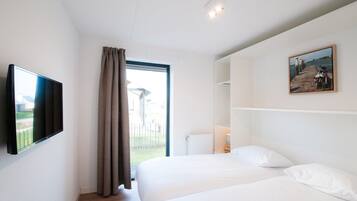 House | 6 bedrooms, individually furnished