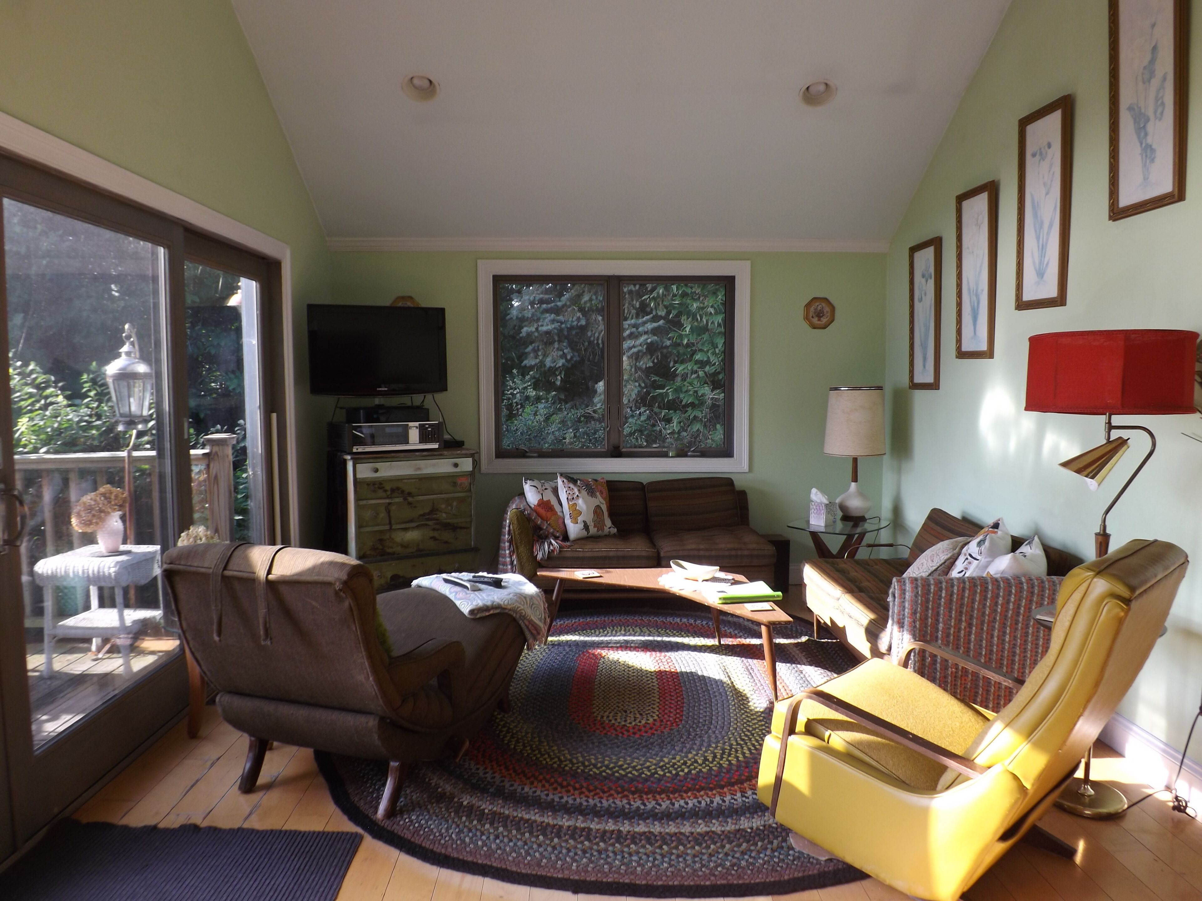 Blue Spruce Lakefront Retreat- Renew your energy, recharge your spirit all year