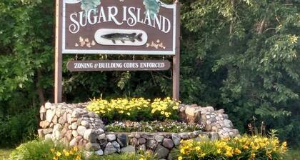 Waterfront (Sugar Island) home, with Pontoon Boat!!