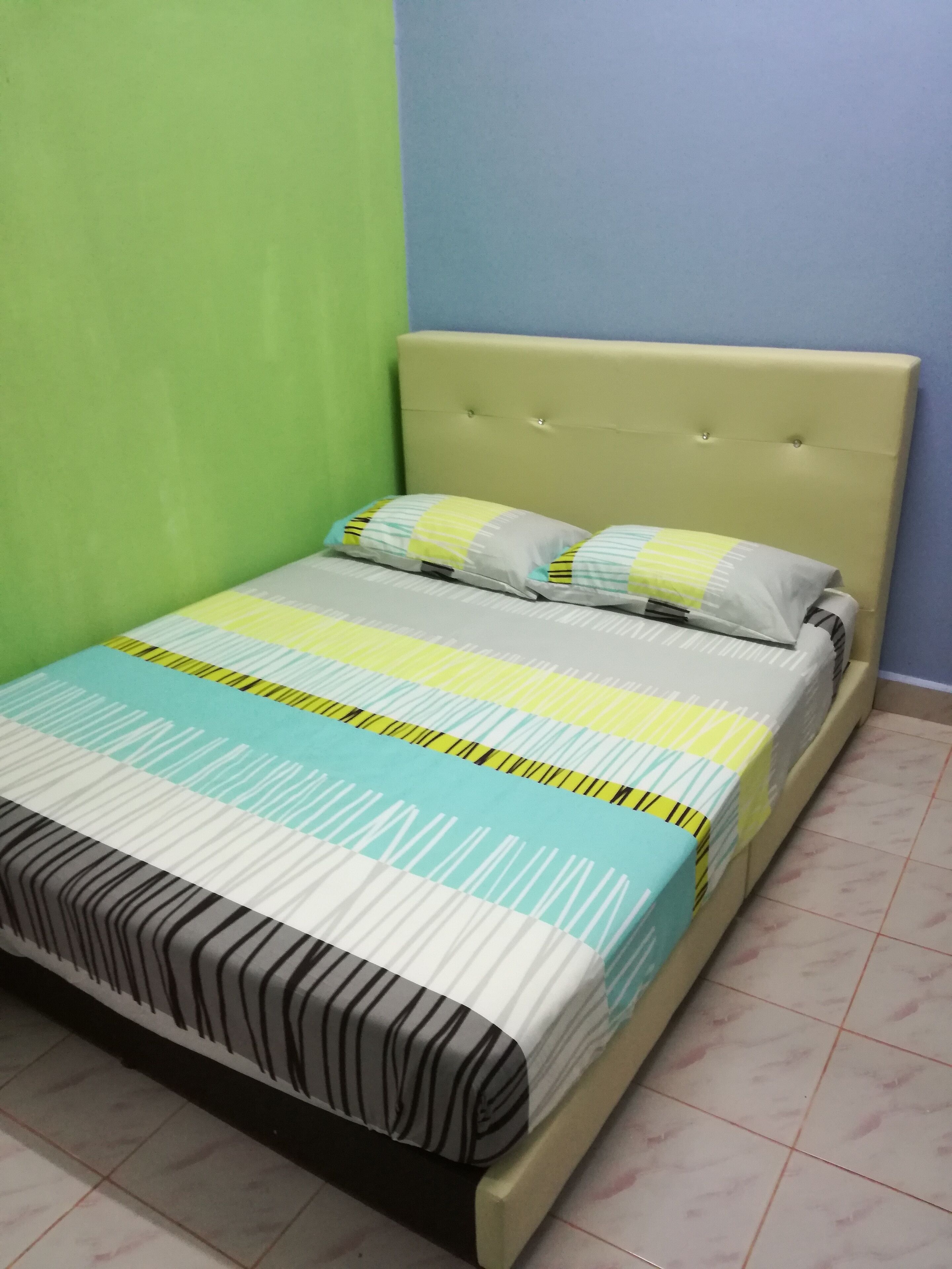 3 多间卧室、熨斗/熨衣板、床单