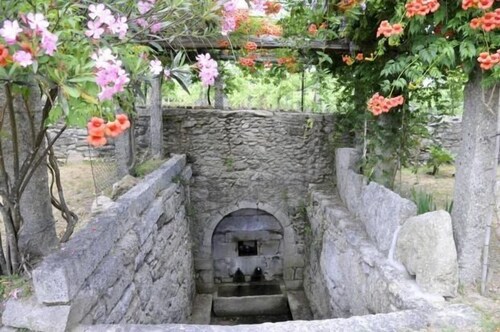 Casa María Bargiela for full rental (maximum 10 people)