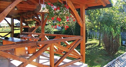 2 bedroom cozy home in Bosiljevo