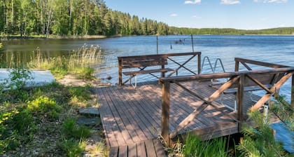 Pajulintu by Interhome