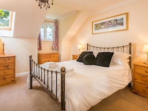 2 bedrooms, iron/ironing board, travel crib, WiFi