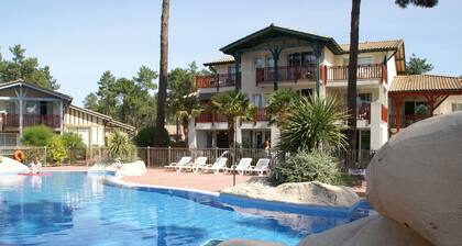 Villa in France by Golf Course With Pool