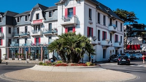 Exterior - Apartment in La Baule Near Cote D'amour (Pornichet)