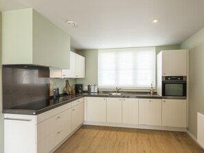 Villa | Private kitchen - Villa in Cadzand Near Beach & Dunes (Cadzand-Bad)