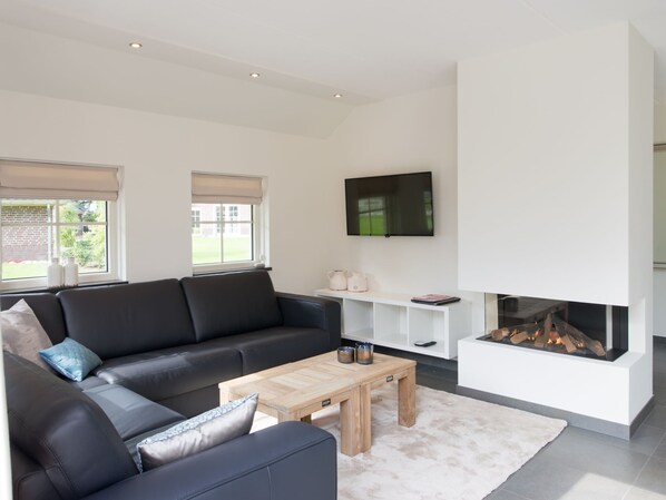 独立别墅 | 起居区