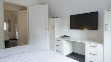 Huis | 2 slaapkamers, individueel gemeubileerd, beddengoed