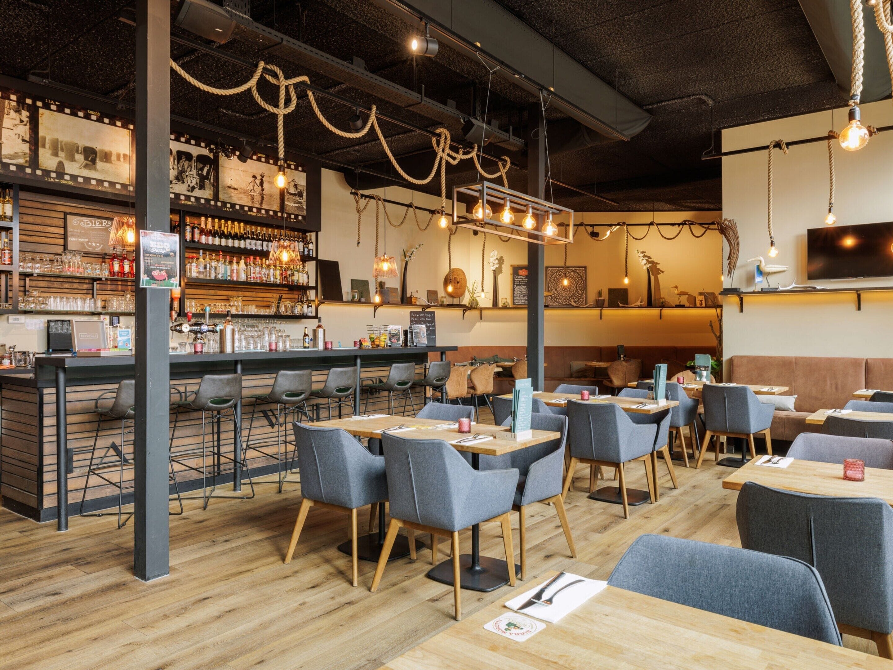 Rumah | Tempat makan