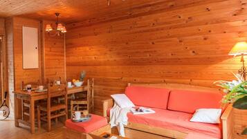 Chalet | Ruang keluarga
