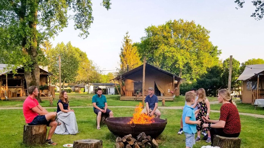 Tent Lodge With Sanitary Facilities at the Bedafse Bergen - Campsite