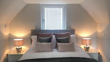 Apartamento Deluxe, baño privado, vistas parciales al mar | 1 dormitorio