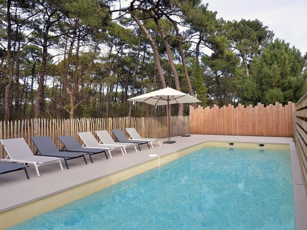 Apartment | Pool | Outdoor pool - Modern Apartment in Lively Lacanau-océan (Lacanau)