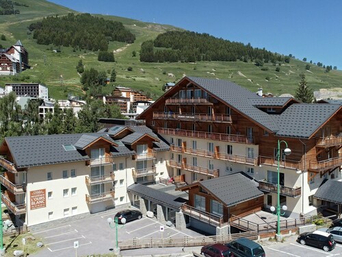 Apartment in French Alps for All Group Sizes