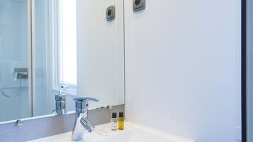 Chalet | Bathroom | Shower
