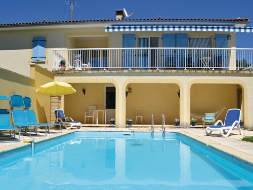 Modern House, Ideally Located, With Magnificent Views and Private Swimming Pool