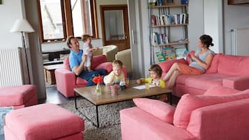 Chalet | Reception