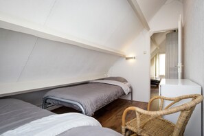 Ferienhaus | 2 Schlafzimmer, individuell eingerichtet