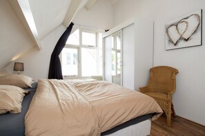 Casa | 2 quartos, individualmente mobiliados