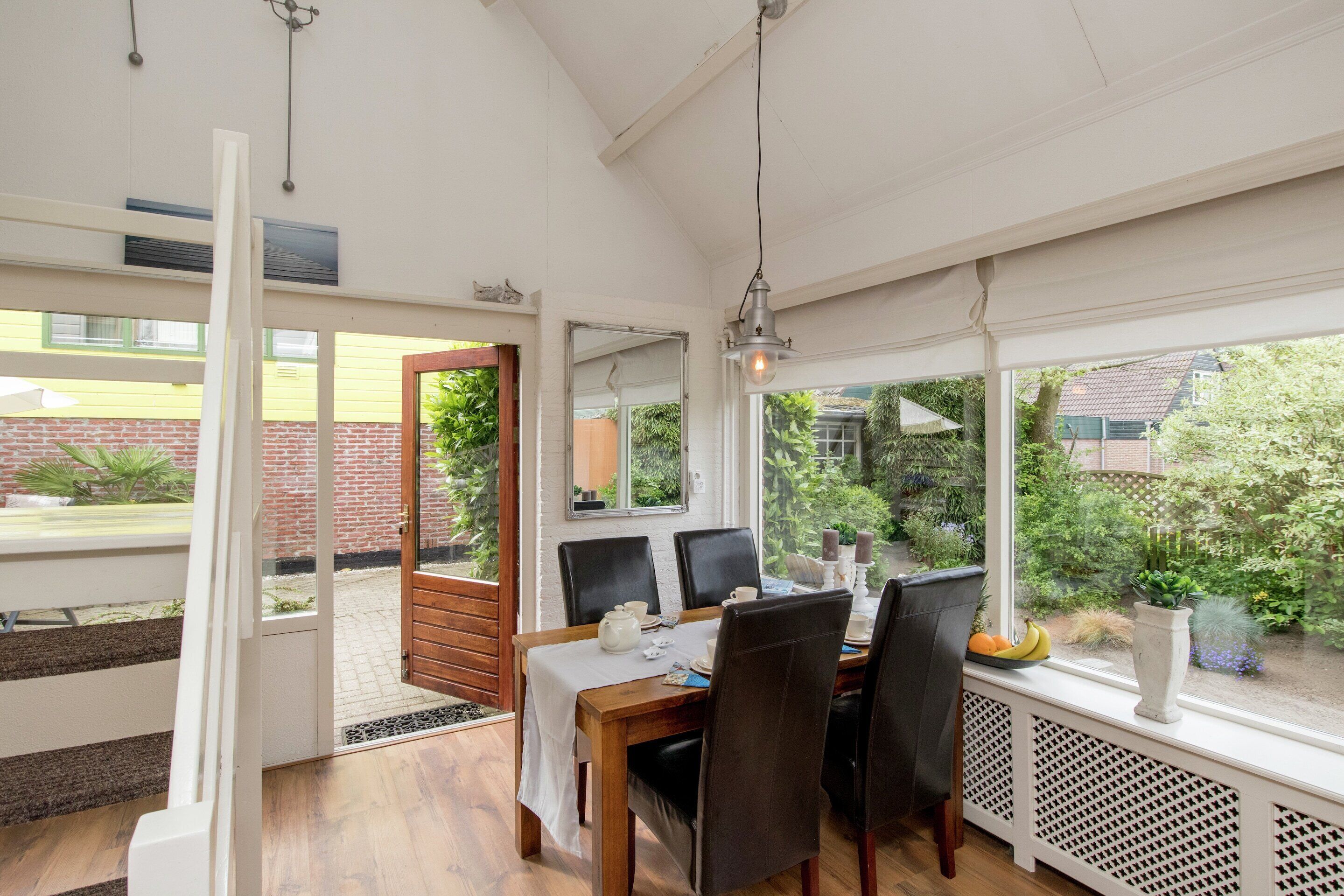 House | Dining