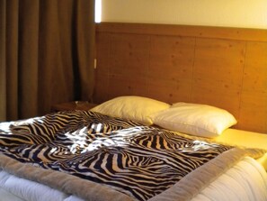 Apartment | Room amenity - Stylish Stay Near Ski (Bourg-Saint-Maurice)