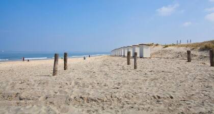Semi-detached Holiday Home With Wifi, Near the Beach