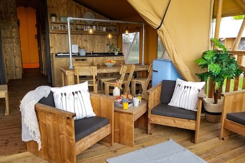 Tent | Living room