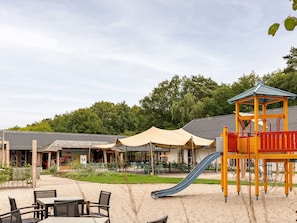 Chalet | Property amenity - Chalet With Dishwasher Near Nature Reserve (Borger)