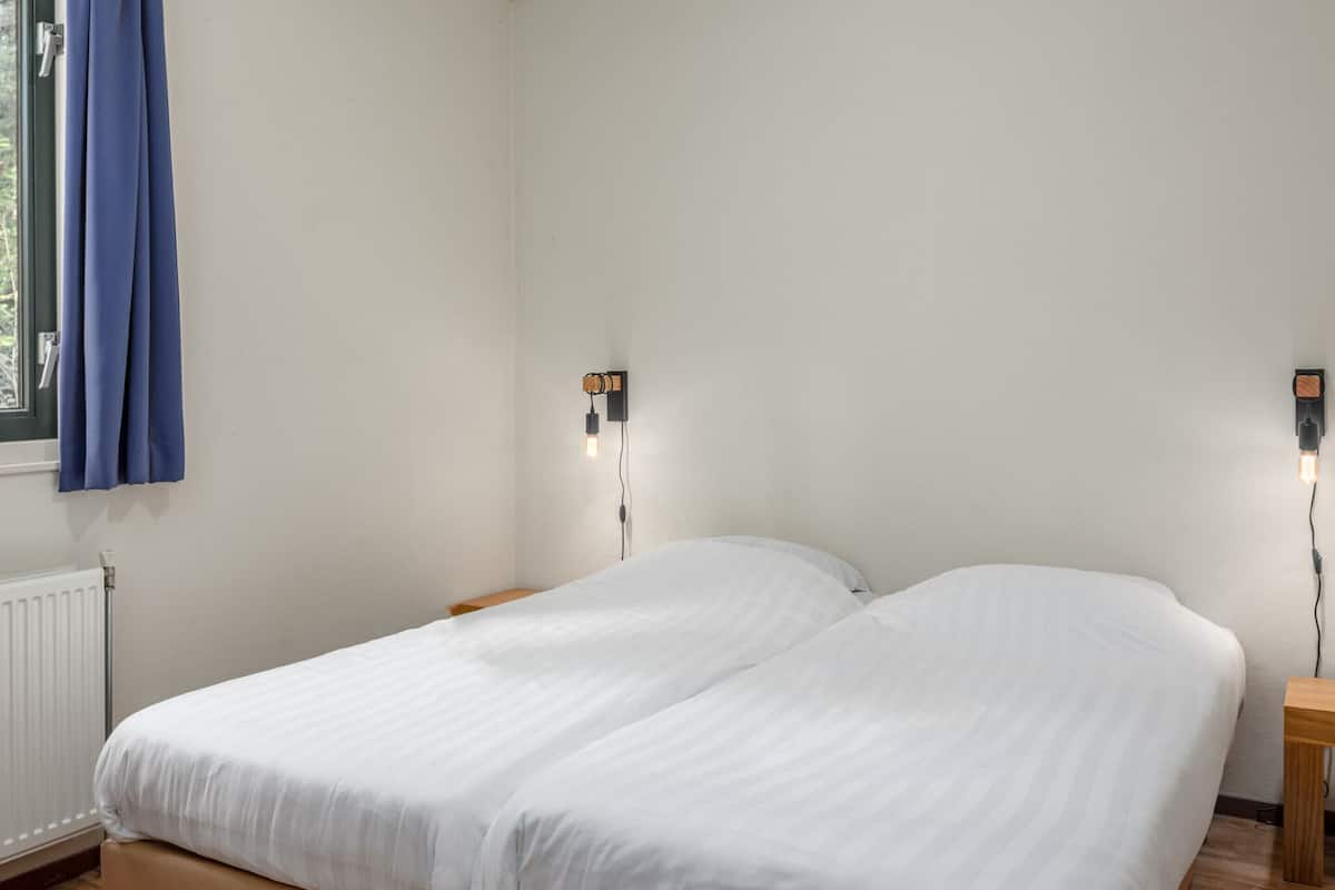Chalet | 2 bedrooms, individually furnished