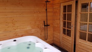 Unclassified image, 5 of 42, button - Nice Holiday Home with Sauna & Hot Tub near Wadden Sea (Tzummarum)