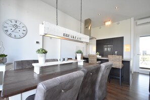 Dining - Luxury Villa in Harderwijk near Lake (Zeewolde)