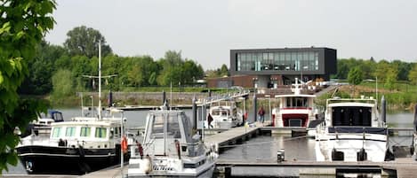 Marina/club náutico
