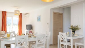 Apartment | Living room - Apartment in Corsica Near Beaches (Oletta)