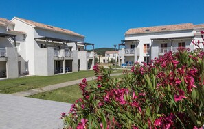 Exterior - Apartment in Corsica Near Beaches (Oletta)