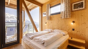 4 bedrooms, individually furnished