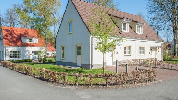 Unclassified image, 1 of 35, button - Comfortable Villa With a Washing Machine at Bad Bentheim (Bad Bentheim)
