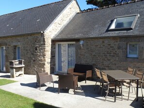 House | Balcony - Holiday Home With Private Pool (Plouguin)