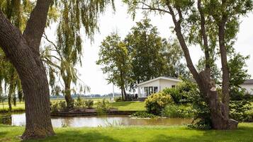 Chalet | Property grounds