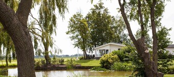 Detached Light Chalet With Dishwasher not far From Hoorn