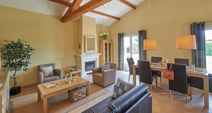 Stunning French Villa for 4 in Loire