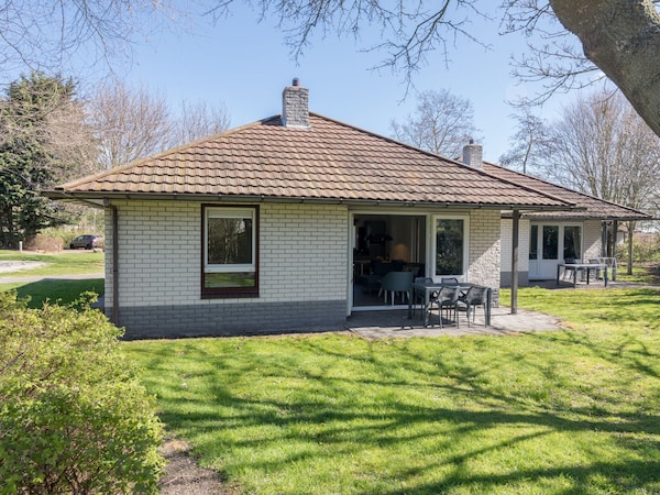 Restyled Single Storey Bungalow, Near The Sea On Texel - Texel