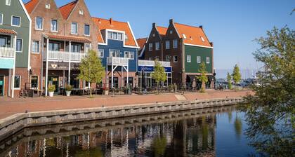 Restyled Apartment on the Markermeer