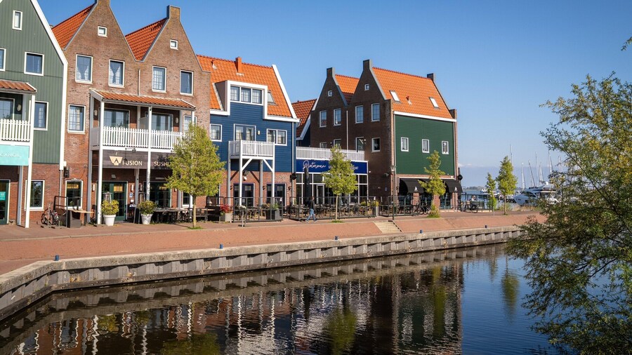 Restyled Apartment on the Markermeer
